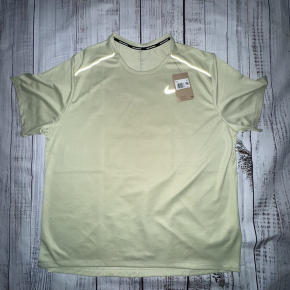 Nike Men's Dri Fit Miler Running Shirt AJ7565-371 Yellow Fusion Reflective XXL - Picture 1 of 5